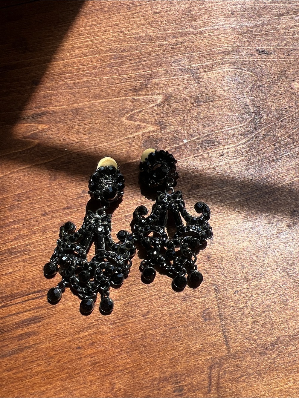 Vintage Barrera Black Chandelier Drop Earrings